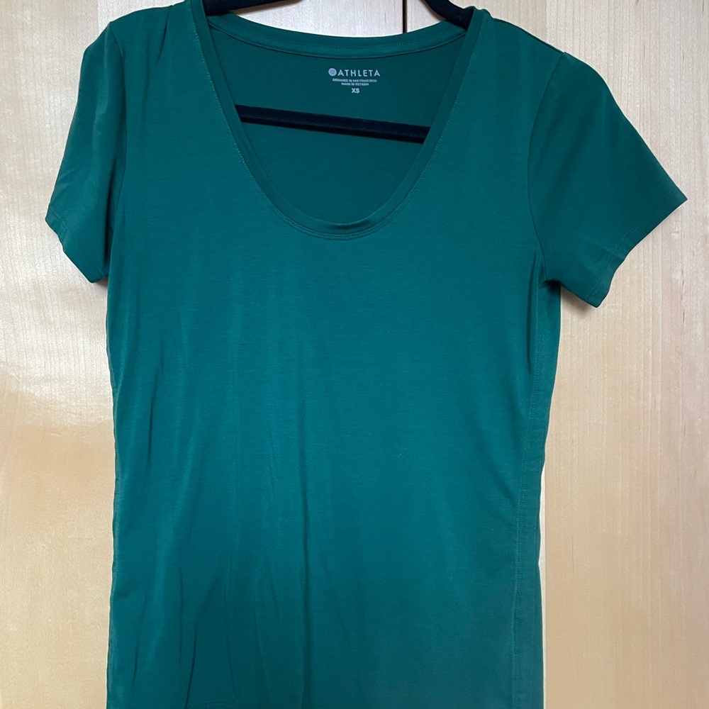 Athleta Women's Green Top